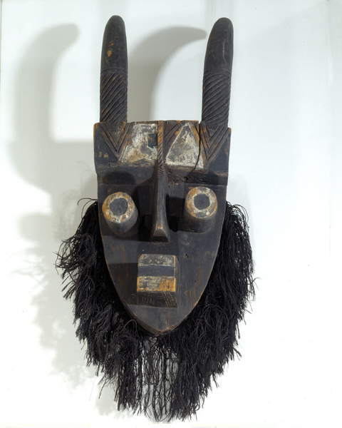Arte africana- Maschera Grebo della Costa d'Avorio conservata al  Museo Picasso, Parigi, Francia © Foto Josse / Bridgeman Images 4678490