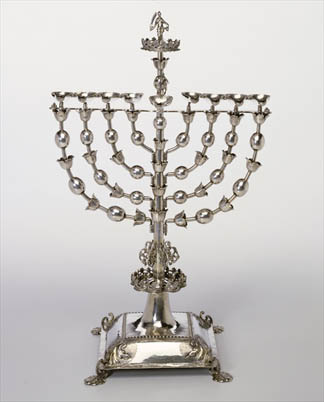 Hanukkah Lamp (silver), German School, (17th century) / Israel Museum, Jerusalem, Israel / The Stieglitz Collection