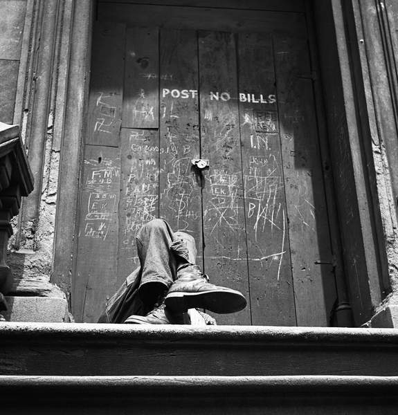  Post No Bills, New York 1946 / Photo © Fred Stein / Bridgeman Images